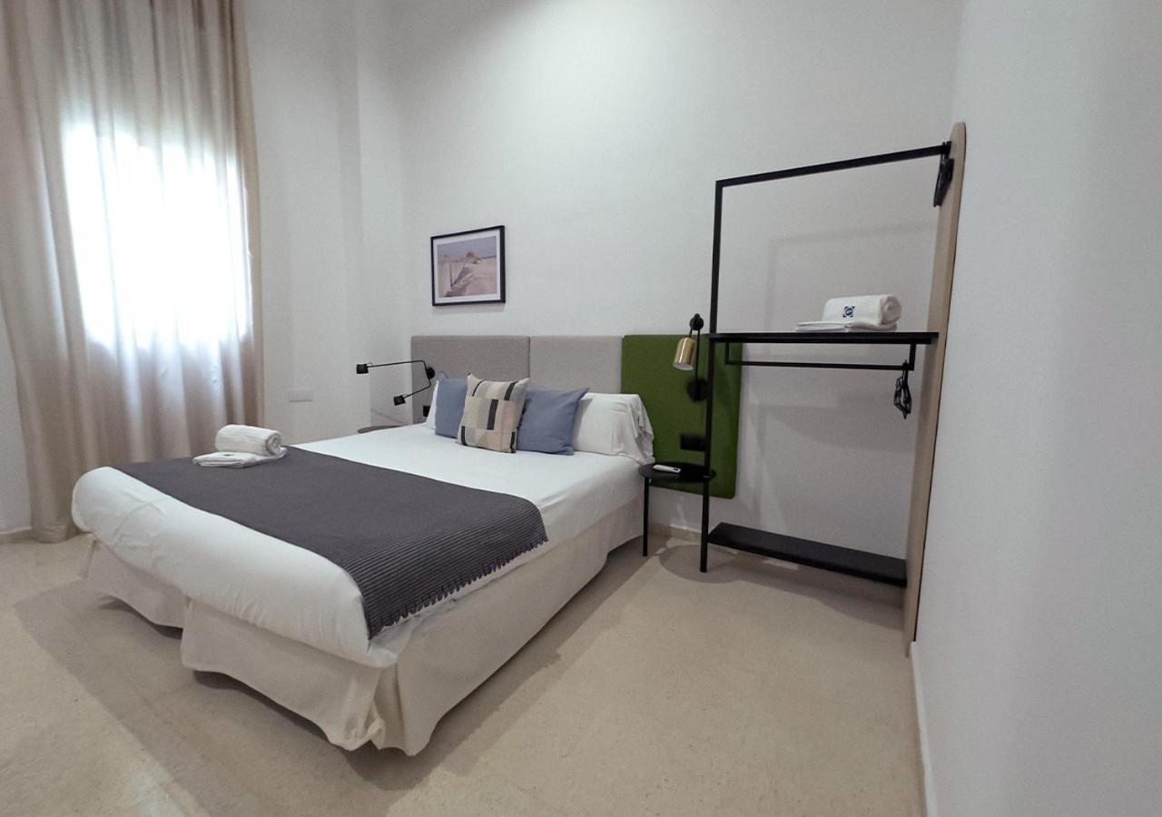 Isa Botica Apartments Cadice Esterno foto