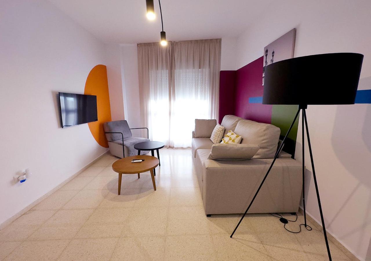Isa Botica Apartments Cadice Esterno foto